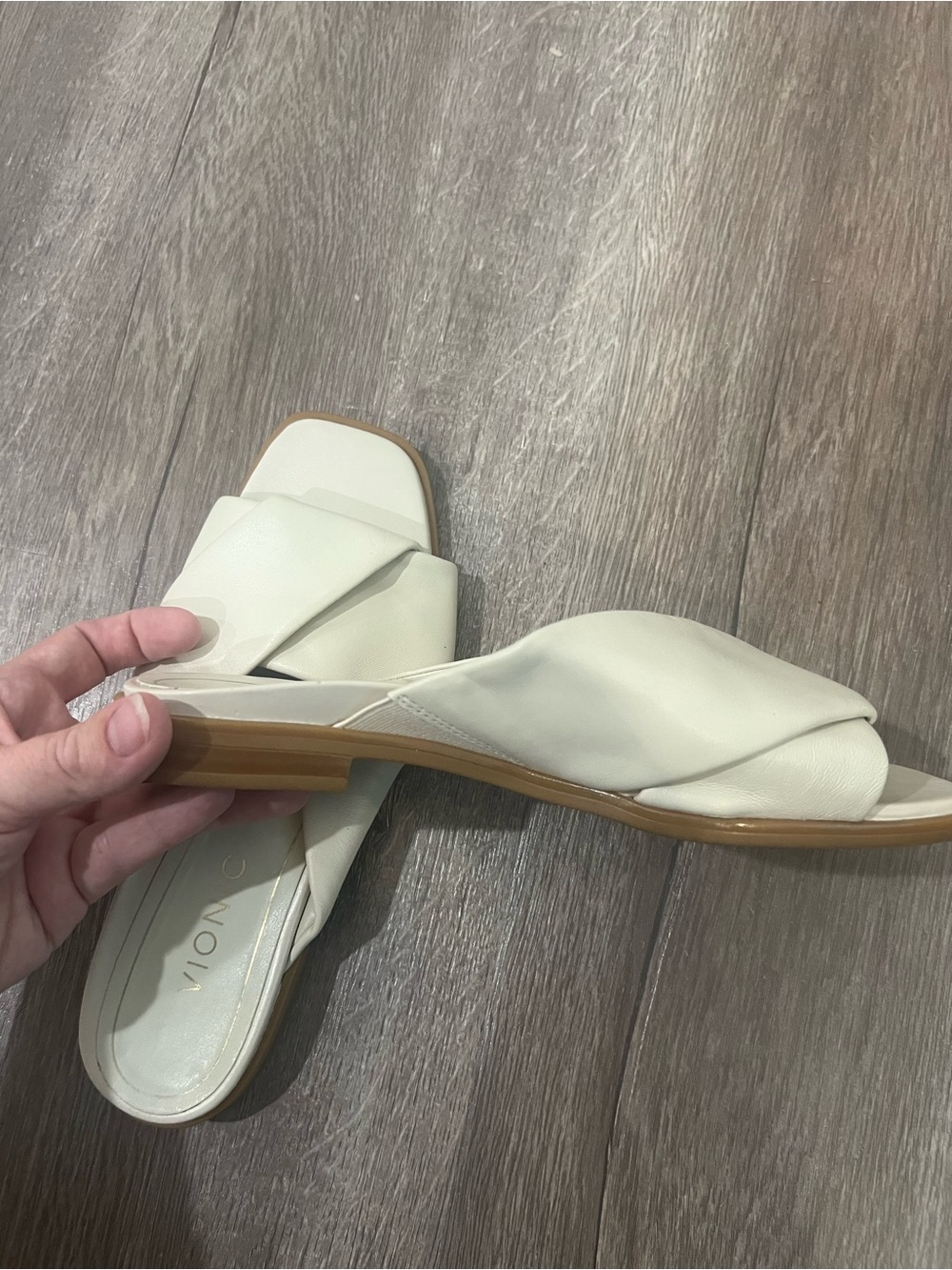 Vionic Leather Miramar Slide Sandal In Cream - Picture 5 of 5